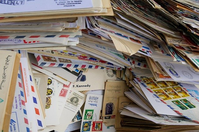 hundreds of direct mail pieces